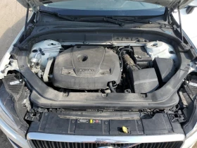 Volvo XC60 * ПАНОРАМА* КОЖА* KEYLESS* ПОДГРЕВ* , снимка 11