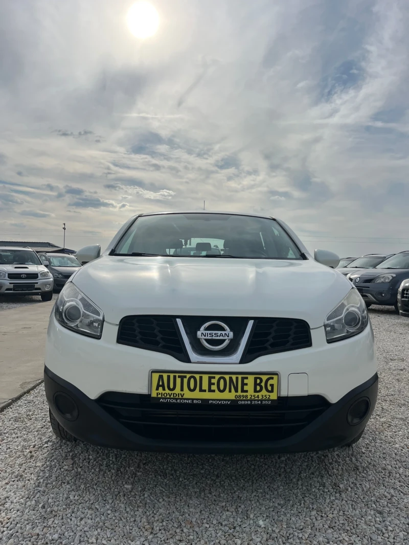 Nissan Qashqai 1.5 dCI, снимка 2 - Автомобили и джипове - 51678187