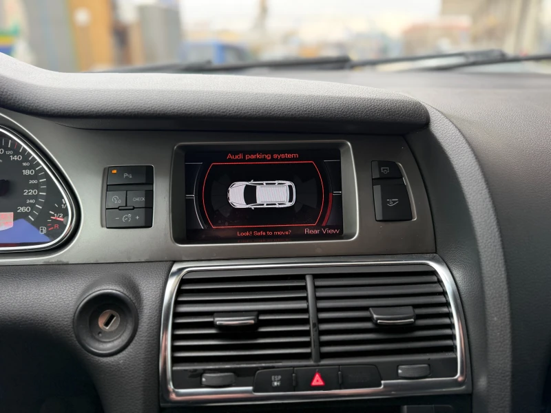 Audi Q7 6 МЕСЕЦА ГАРАНЦИЯ/3.0TDI 233к.с. 7Места/BOSE, снимка 14 - Автомобили и джипове - 53430922