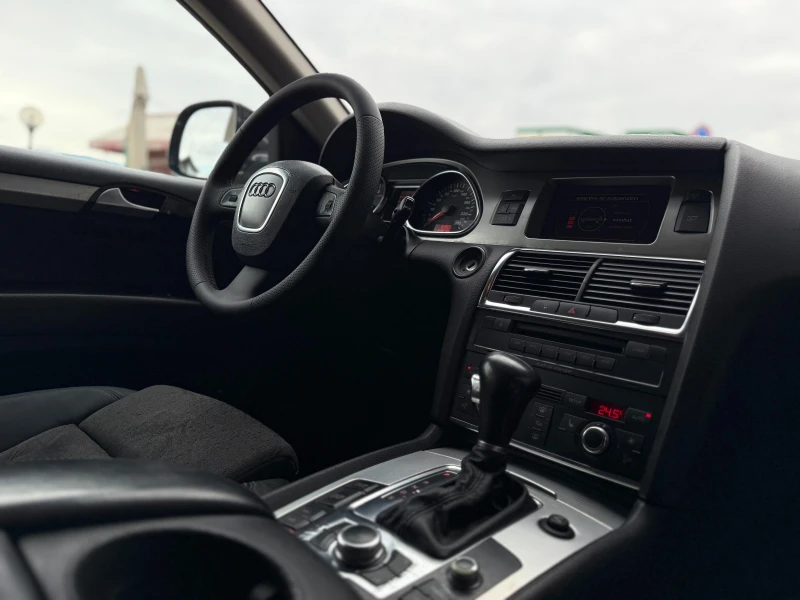 Audi Q7 6 МЕСЕЦА ГАРАНЦИЯ/3.0TDI 233к.с. 7Места/BOSE, снимка 13 - Автомобили и джипове - 53430922