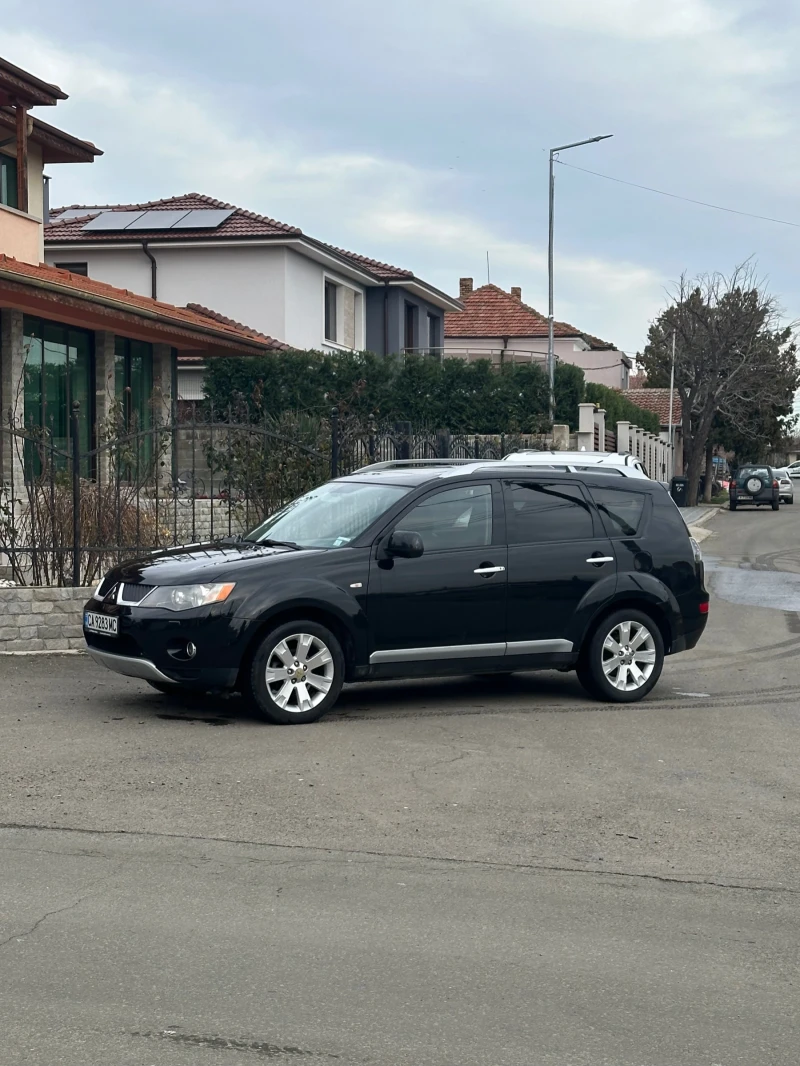 Mitsubishi Outlander, снимка 2 - Автомобили и джипове - 53478360