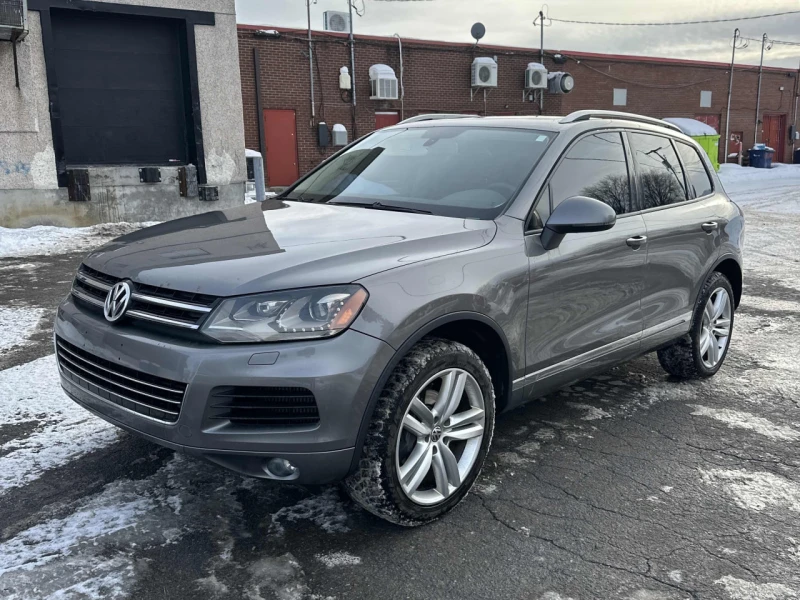 VW Touareg 2 КЛЮЧА* PANO* ПОДГРЕВ* NAVI