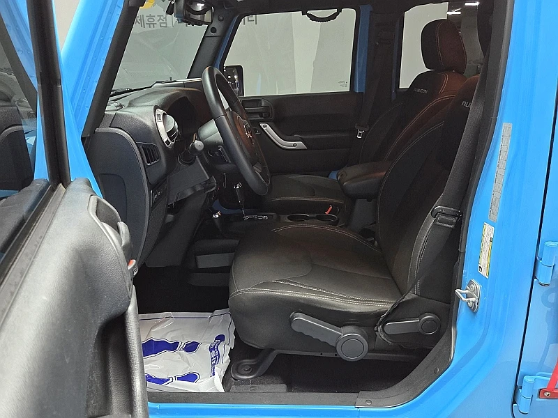 Jeep Wrangler 3.6* КРАЙНА ЦЕНА, снимка 12 - Автомобили и джипове - 55367049