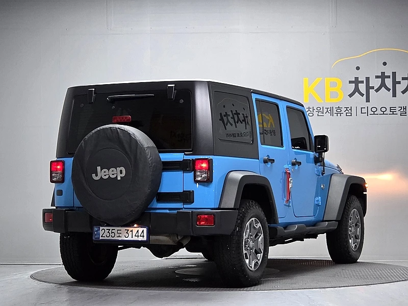 Jeep Wrangler 3.6* КРАЙНА ЦЕНА, снимка 2 - Автомобили и джипове - 55367049