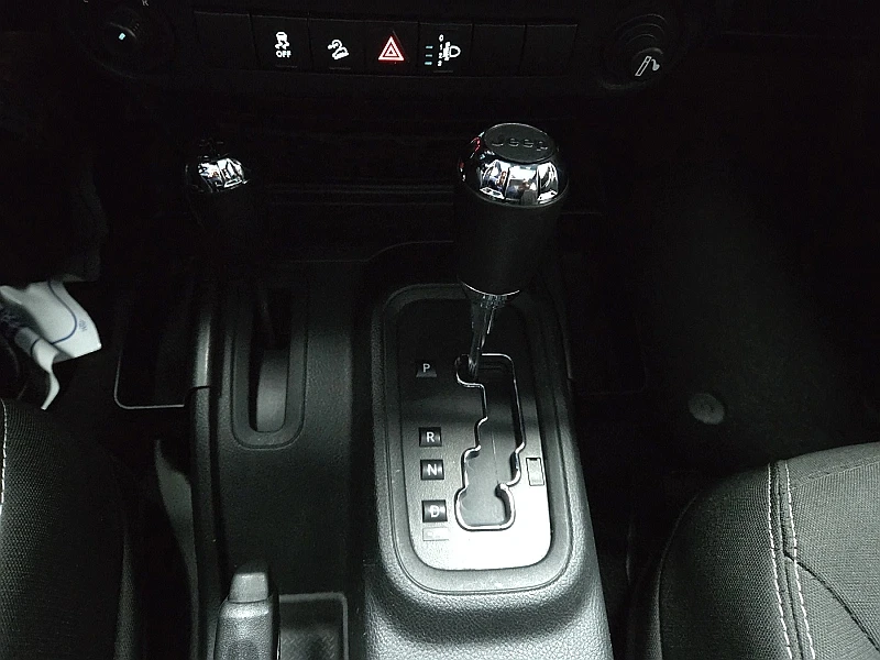 Jeep Wrangler 3.6* КРАЙНА ЦЕНА, снимка 9 - Автомобили и джипове - 55367049