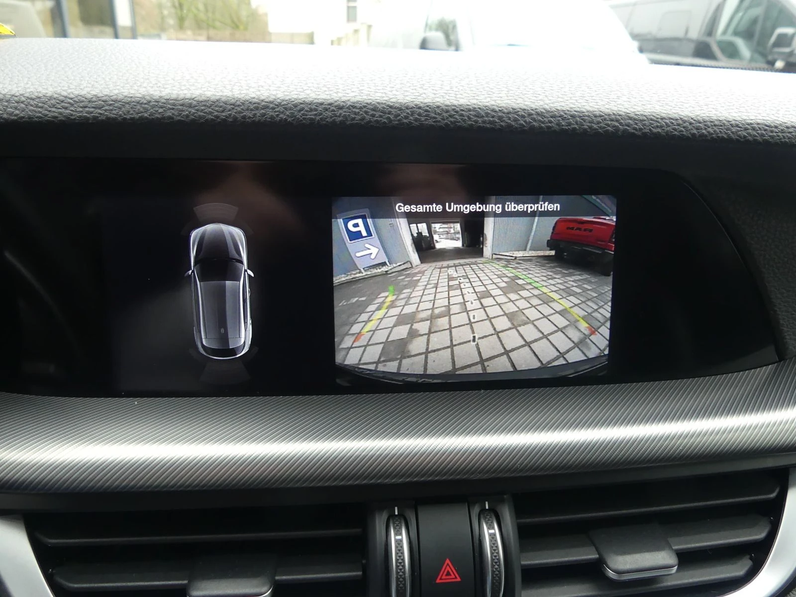 Alfa Romeo Stelvio 2.0/280HP/TURBO/VELOCE/AT8/Q4/ACC/CAM/NAVI/289vpr | Mobile.bg   12