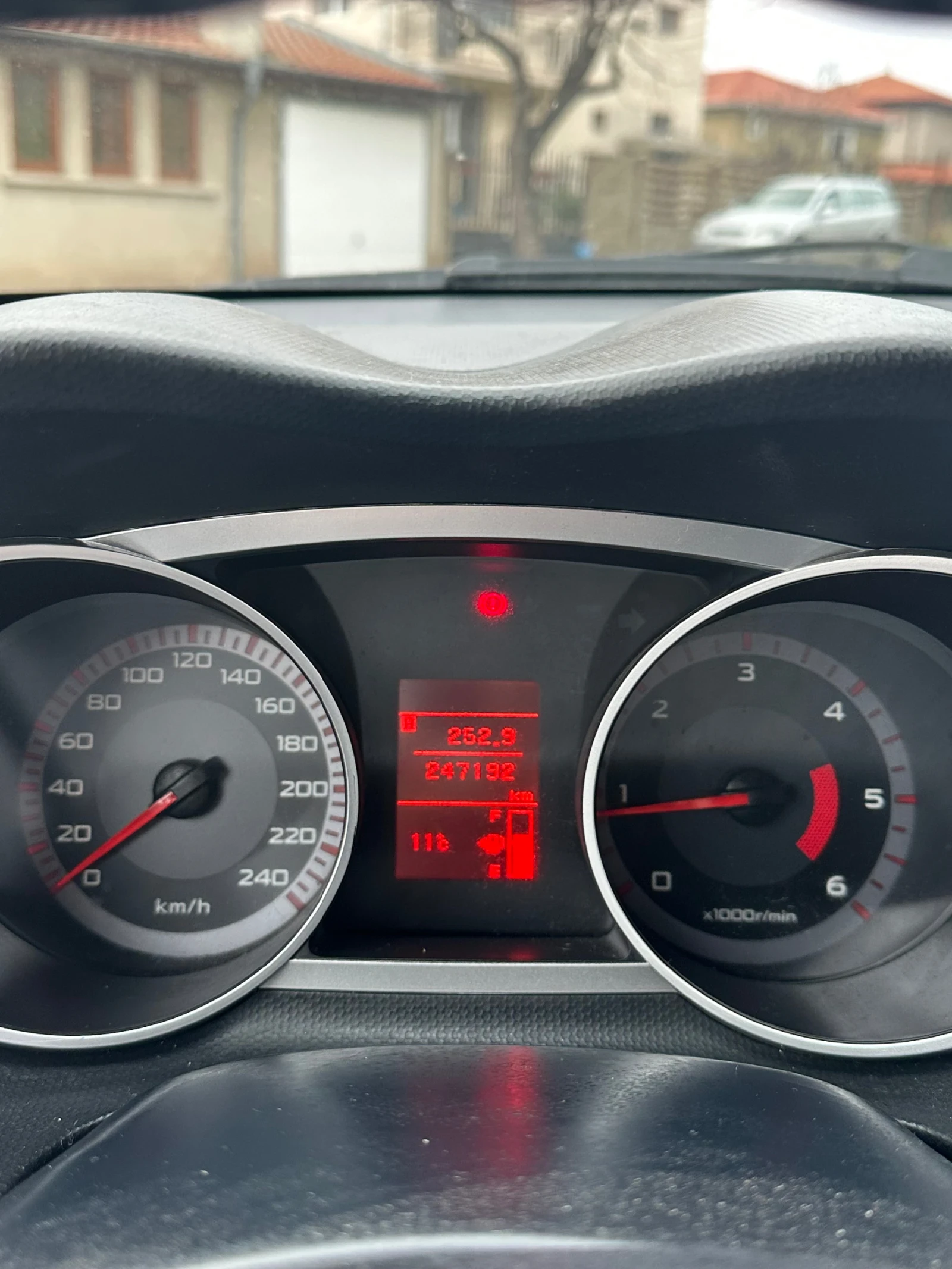 Mitsubishi Outlander | Mobile.bg � ����������� 11