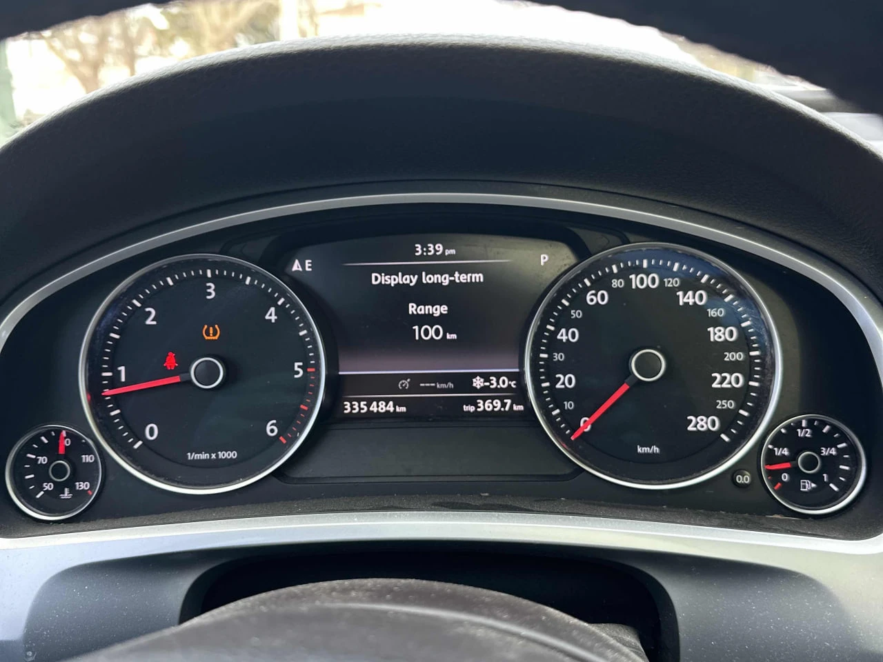 VW Touareg 2 КЛЮЧА* PANO* ПОДГРЕВ* NAVI - изображение 7