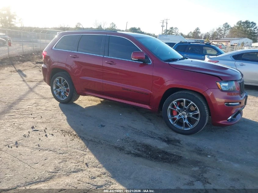 Jeep Grand cherokee SRT8 - изображение 3