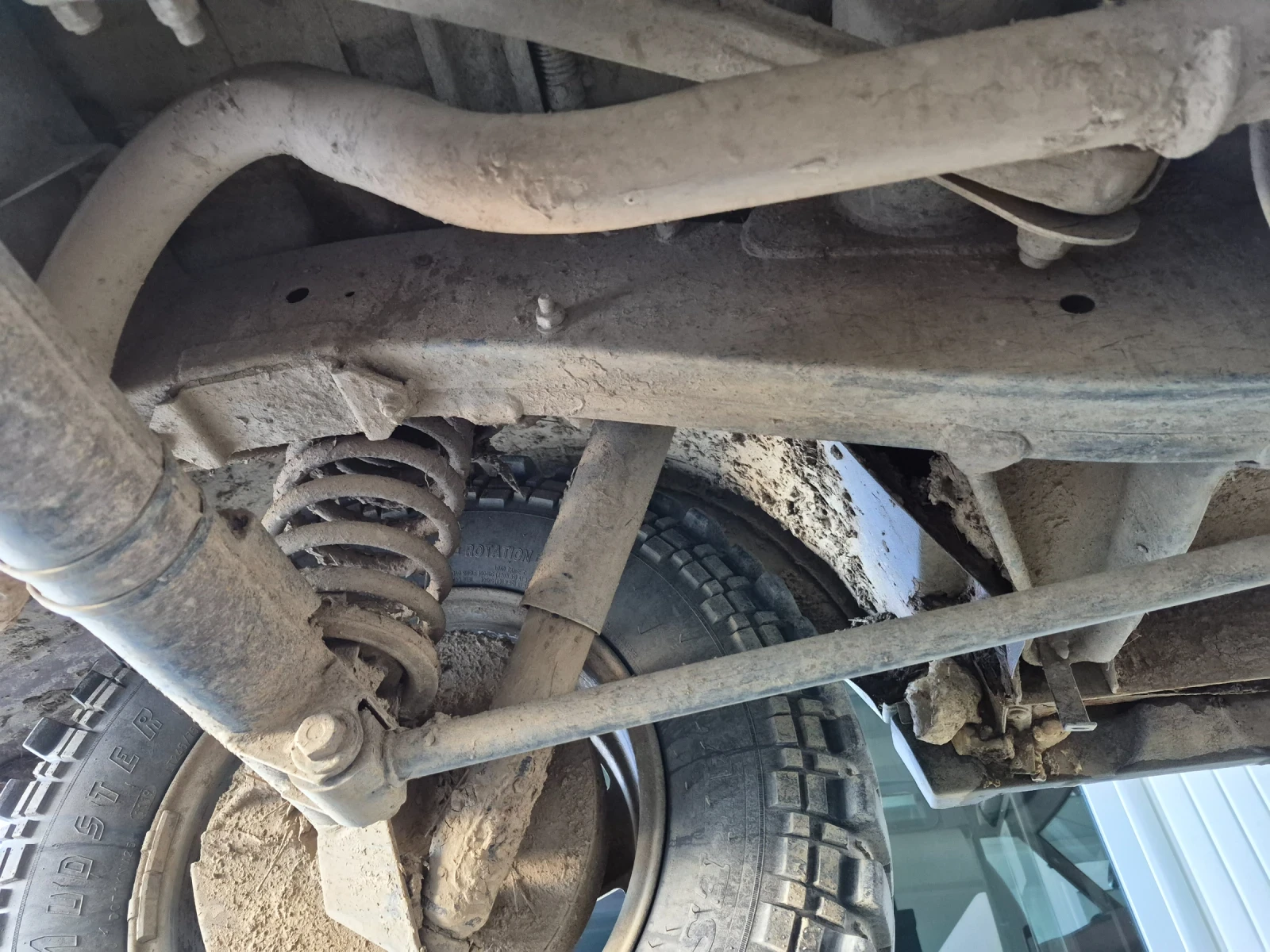 Land Rover Discovery За лов , снимка 7 - Автомобили и джипове - 53880449