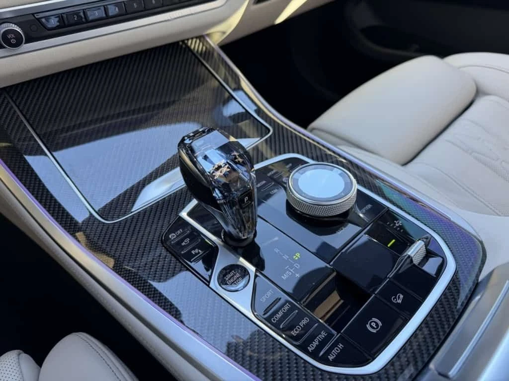 BMW X5 M-pack xDrive40i LASER| AIR| DISTR| Crystal CARFAX, снимка 16 - Автомобили и джипове - 54218242