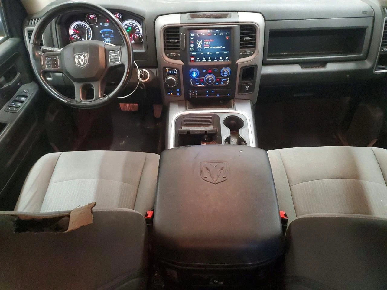Dodge RAM 1500 5.7l Classic Tradesman, снимка 8 - Автомобили и джипове - 54569733