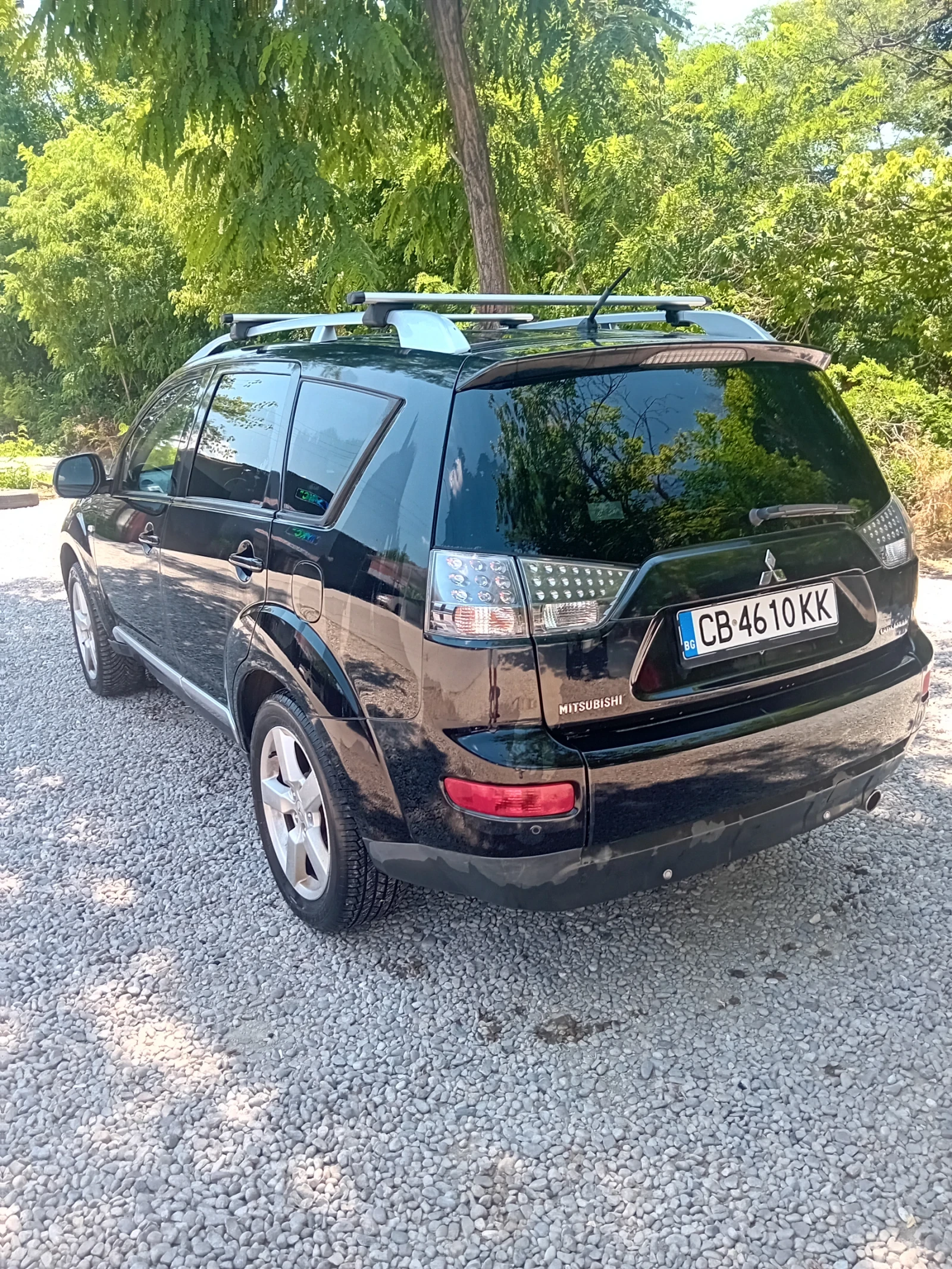 Mitsubishi Outlander 2.4 Газ 4х4, снимка 5 - Автомобили и джипове - 55068465