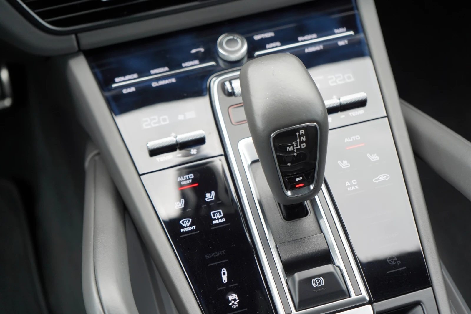 Porsche Cayenne S* PDCC* PSCB* BOSE* 360* KEYLESS* , снимка 13 - Автомобили и джипове - 55132974