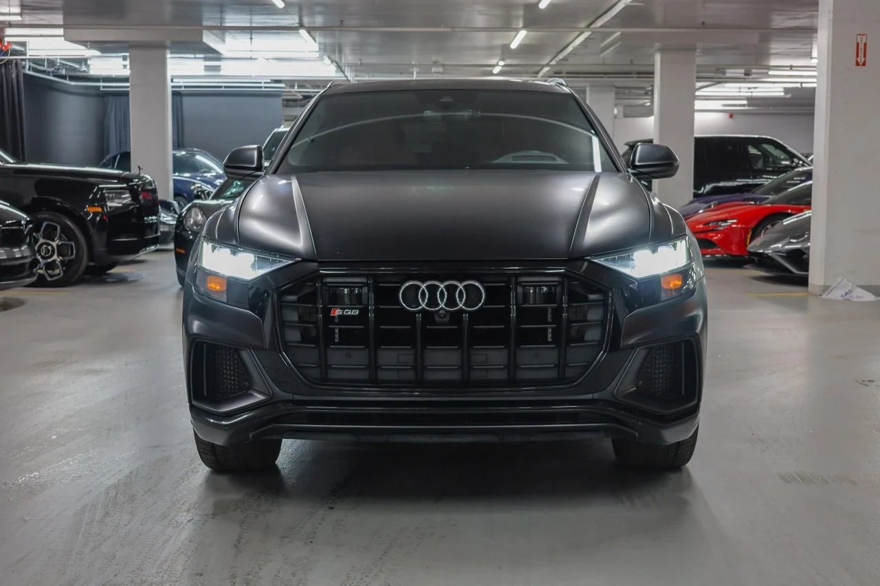 Audi SQ8 DIS* 360* B&O* MATRIX* SOFT-CLOSE* ТЪРГ, снимка 2 - Автомобили и джипове - 55333944