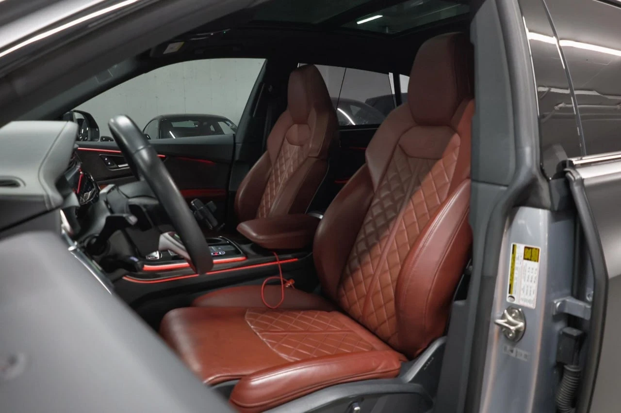Audi SQ8 DIS* 360* B&O* MATRIX* SOFT-CLOSE* ТЪРГ, снимка 13 - Автомобили и джипове - 55333944