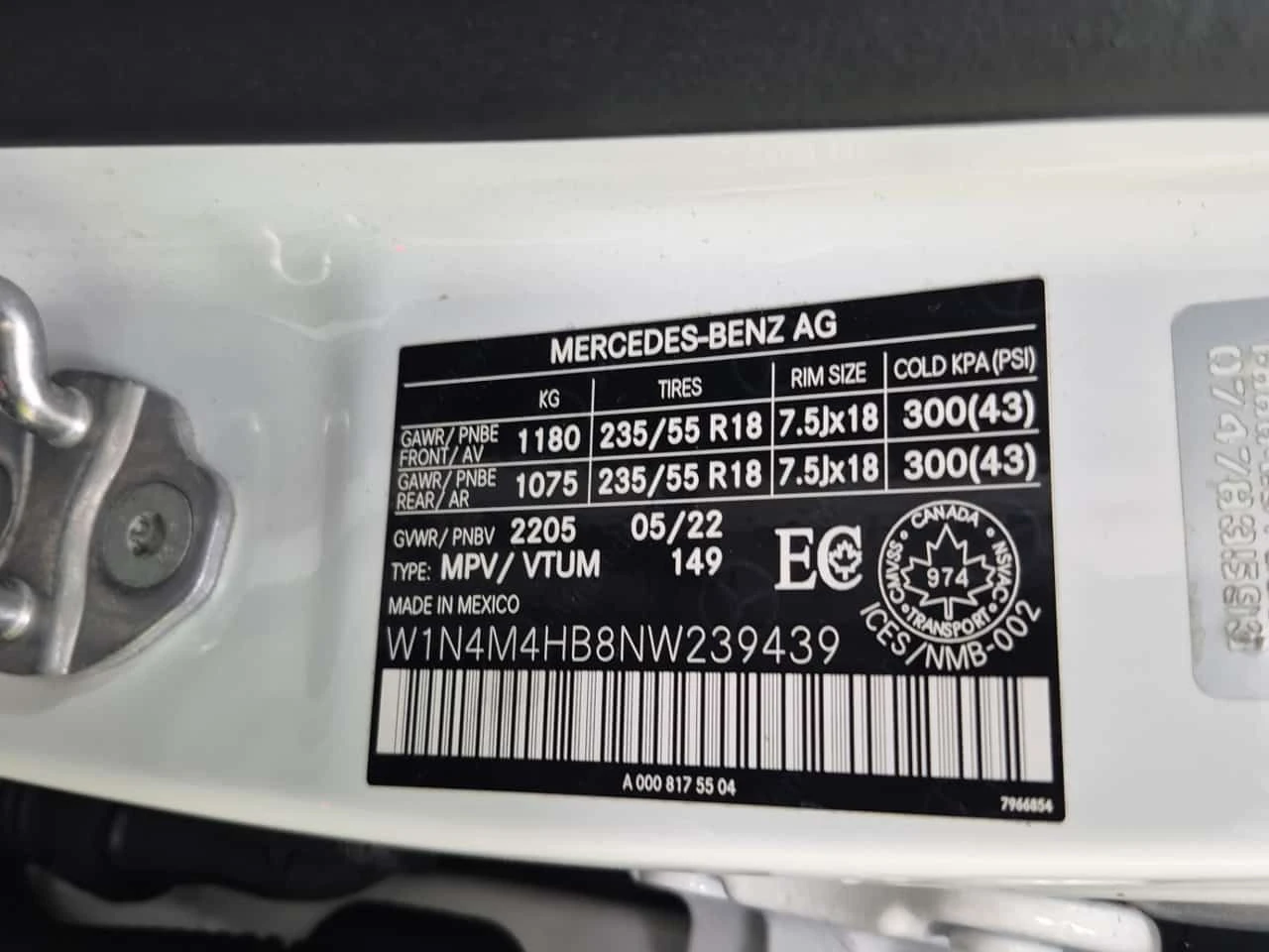 Mercedes-Benz GLB * 250 * CARFAX * ЦЕНА ДО БГ, снимка 16 - Автомобили и джипове - 55352294