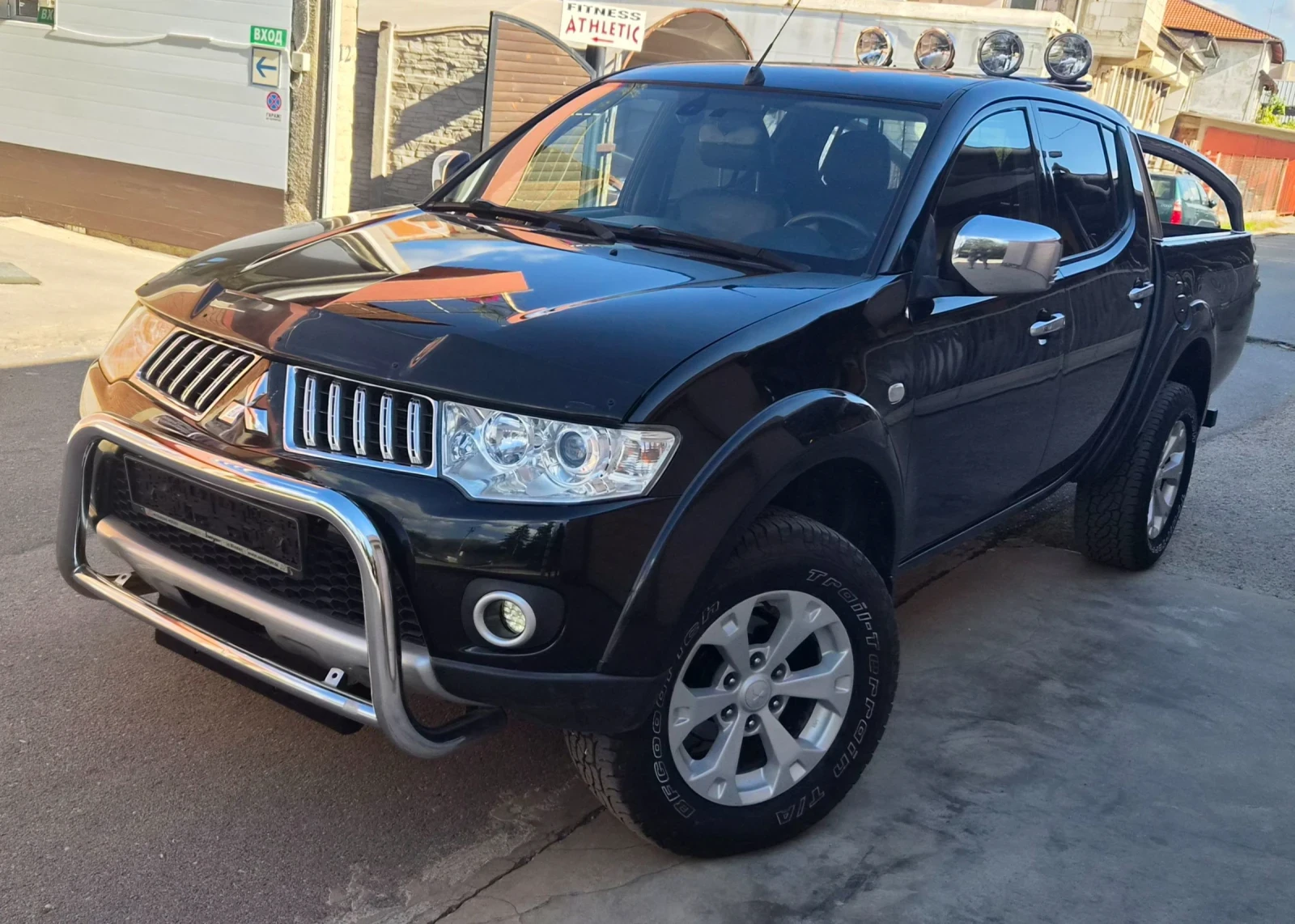 Mitsubishi L200 2.5D 178ks, снимка 10 - Автомобили и джипове - 56195784