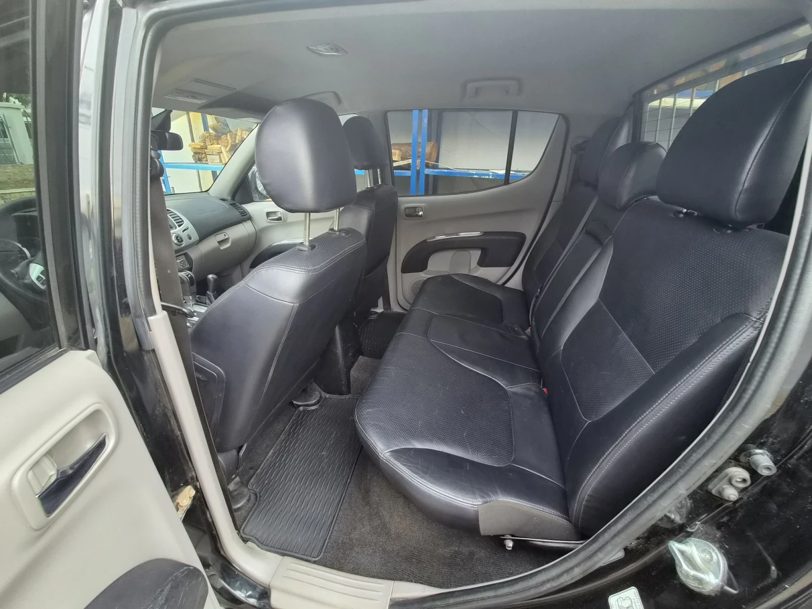 Mitsubishi L200 2.5D 178ks, снимка 5 - Автомобили и джипове - 56195784