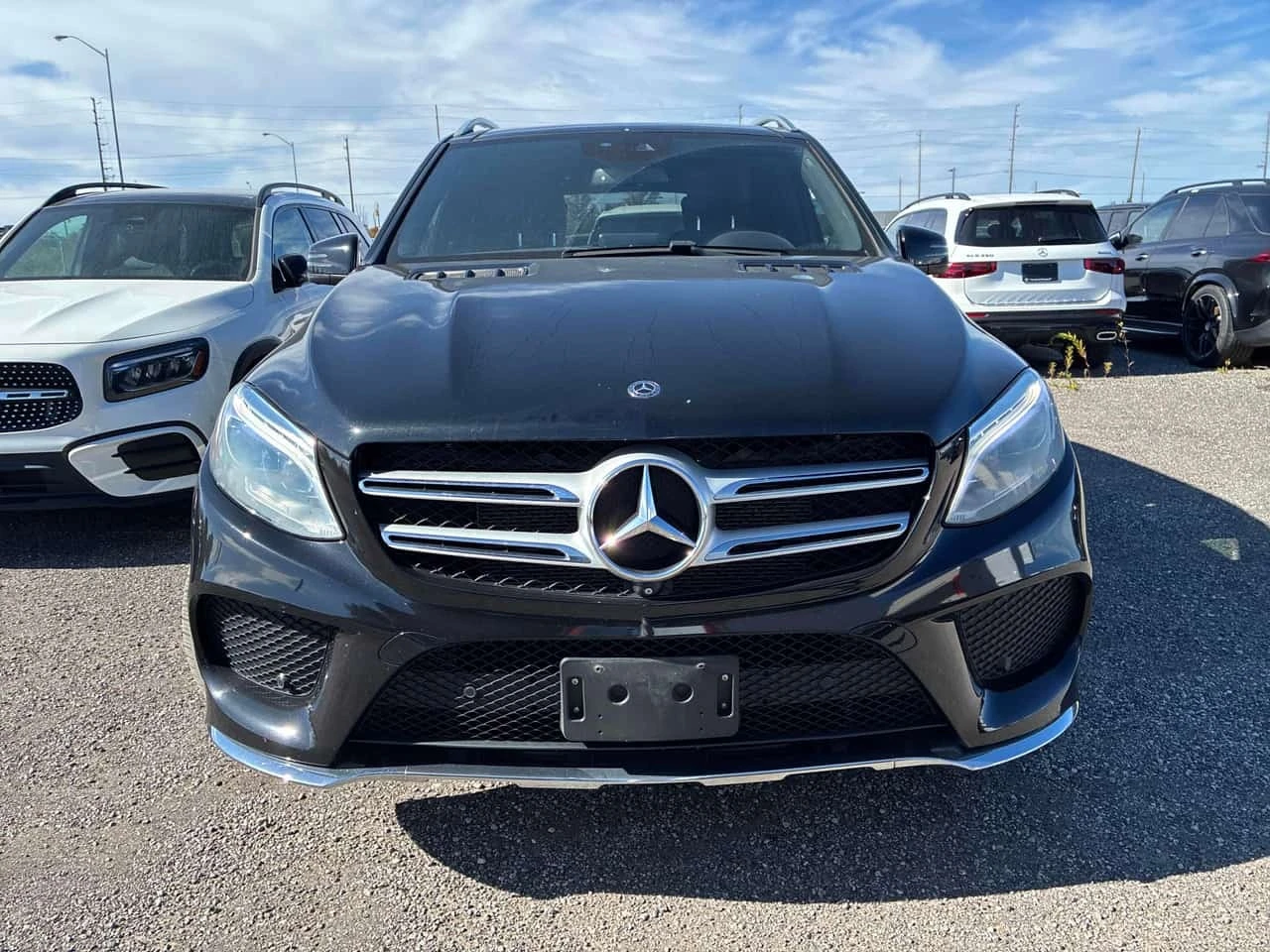 Mercedes-Benz GLE 400 | CARFAX | ГЛАВНО ПРЕДСТАВИТЕЛСТВО НА MERCEDES, снимка 2 - Автомобили и джипове - 56231076