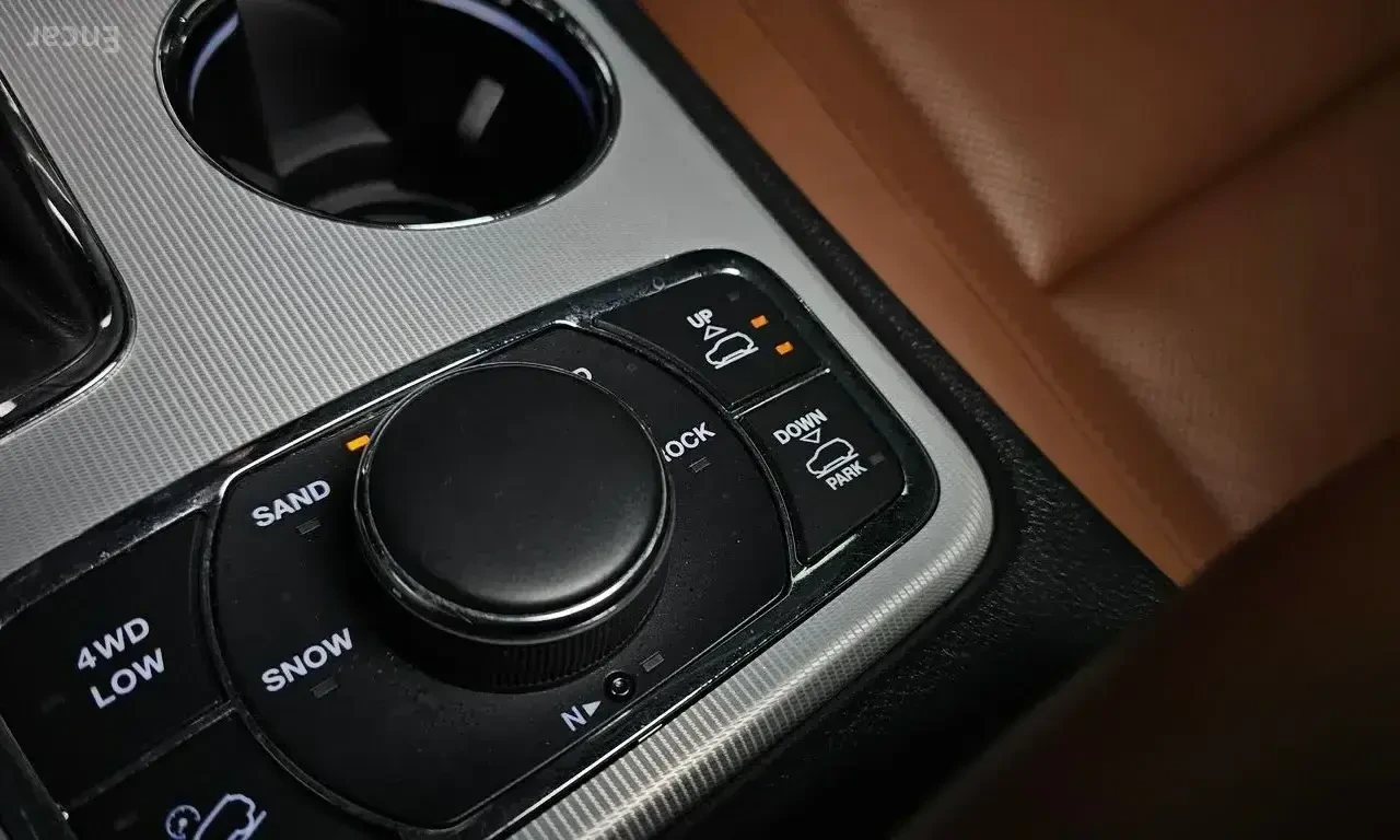 Jeep Grand cherokee 3.6 SUMMIT* AIR* �����* H&K* ACC* 20" | Mobile.bg � ����������� 14