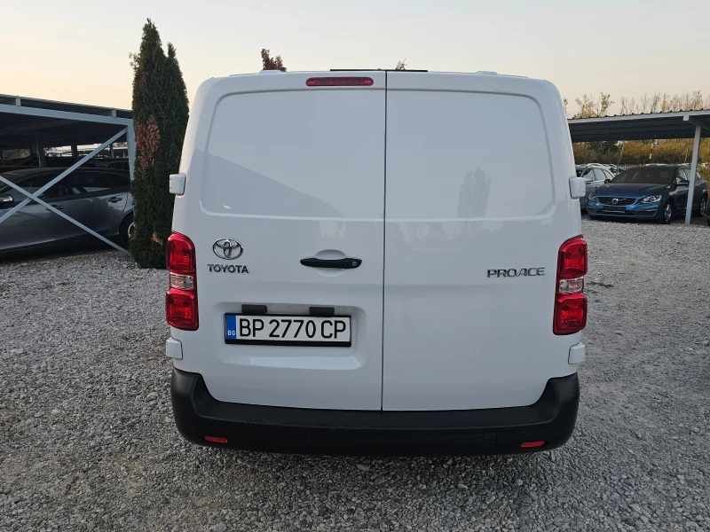 Toyota Proace 1.5 120КС ! ! 1600км ! ! КЛИМАТИК, снимка 4 - Бусове и автобуси - 48027943