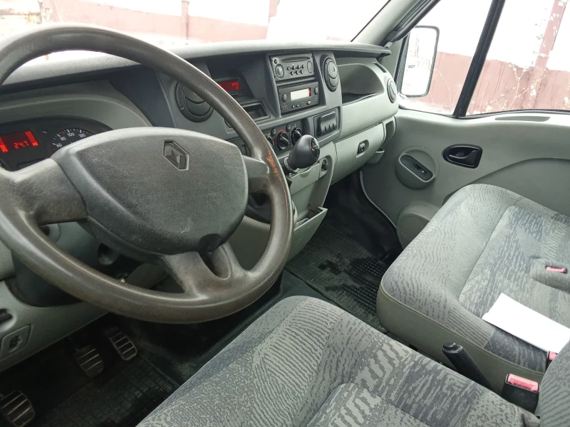 Renault Master, снимка 4 - Бусове и автобуси - 53043353
