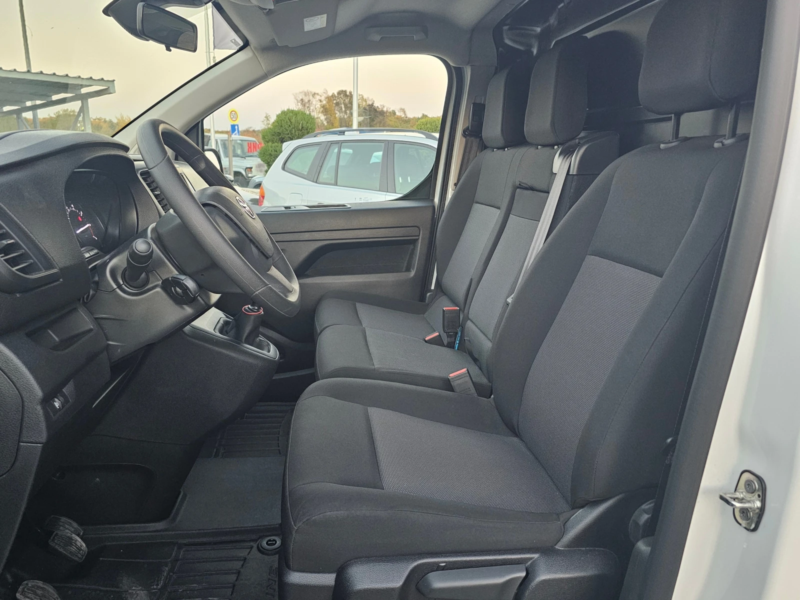 Toyota Proace 1.5 120 ! ! 1600 ! !  | Mobile.bg   14