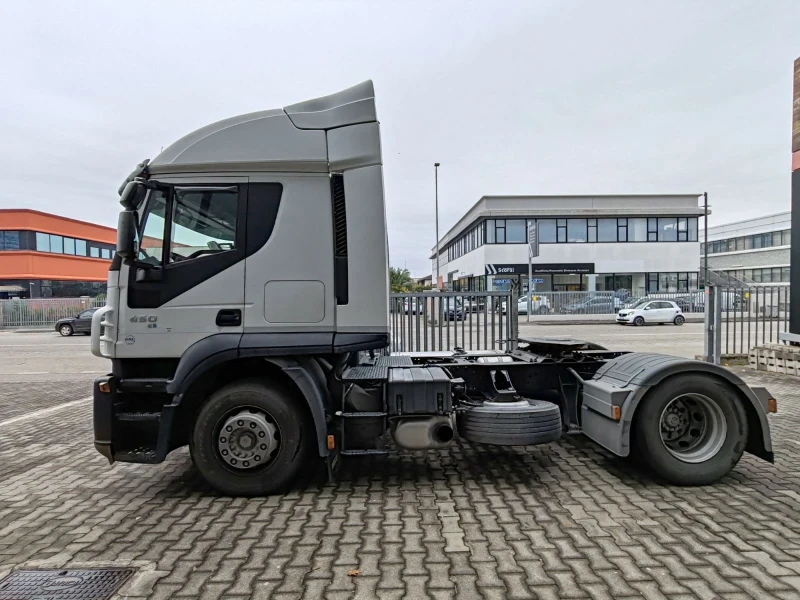 Iveco Stralis, снимка 9 - Камиони - 48359835