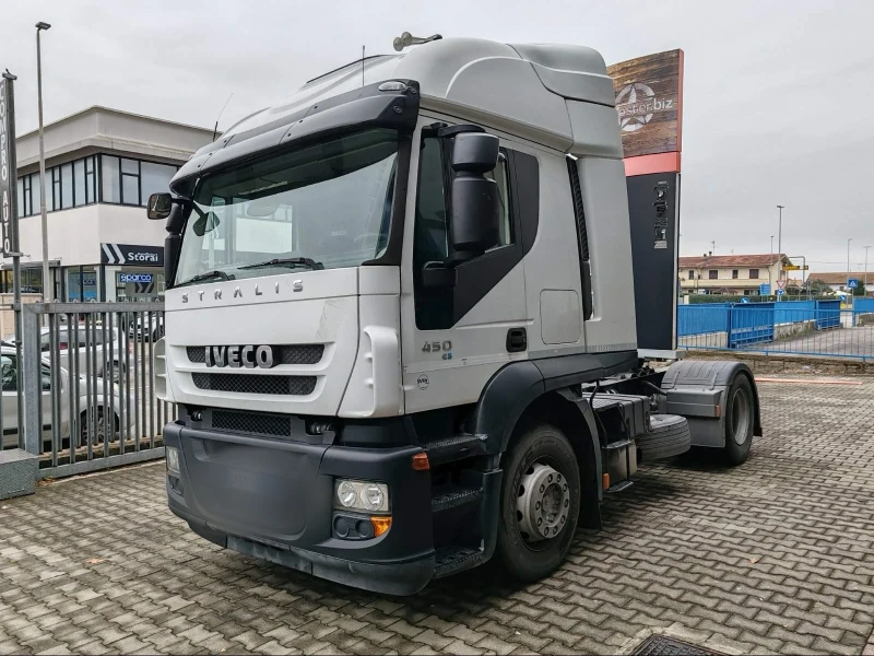 Iveco Stralis, снимка 1 - Камиони - 48359835