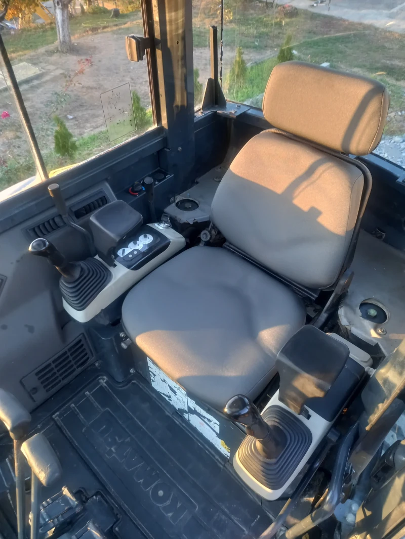 Багер Komatsu PS30, снимка 5 - Индустриална техника - 52512496