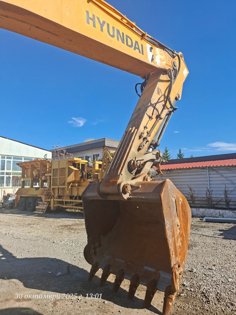 Багер Hyundai 320 LC-7A, снимка 4 - Индустриална техника - 52412415