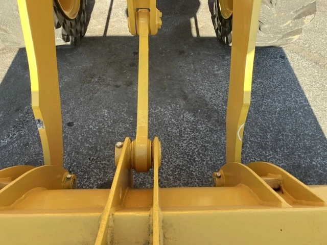 Челен товарач Cat 903C2 / ПЕРФЕКТЕН / ОЧАКВАН ВНОС !, снимка 9 - Индустриална техника - 53159077