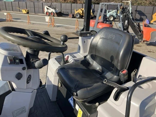 Челен товарач Cat 903C2 / ПЕРФЕКТЕН / ОЧАКВАН ВНОС !, снимка 6 - Индустриална техника - 53159077