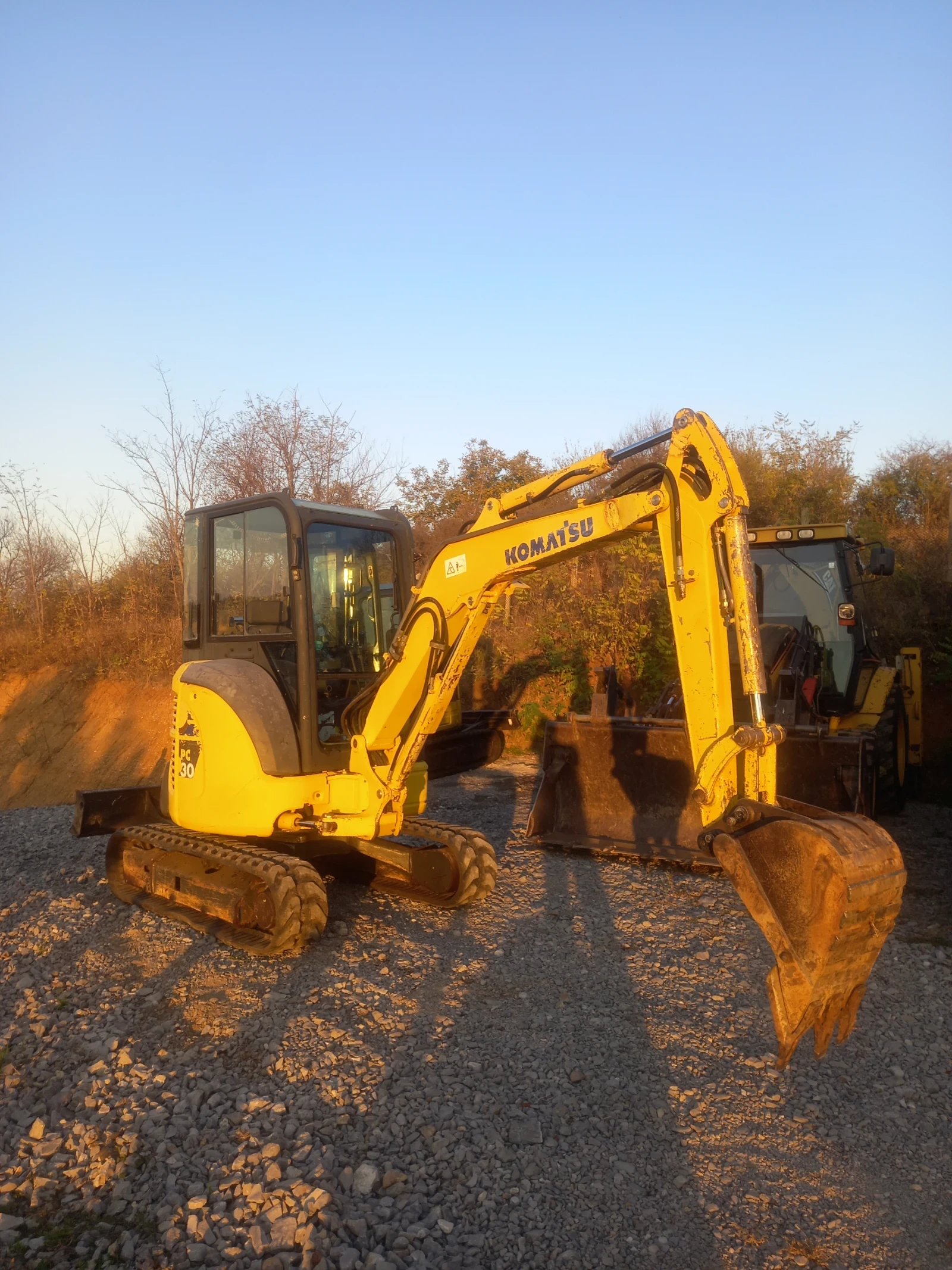 Багер Komatsu PS30 - изображение 2