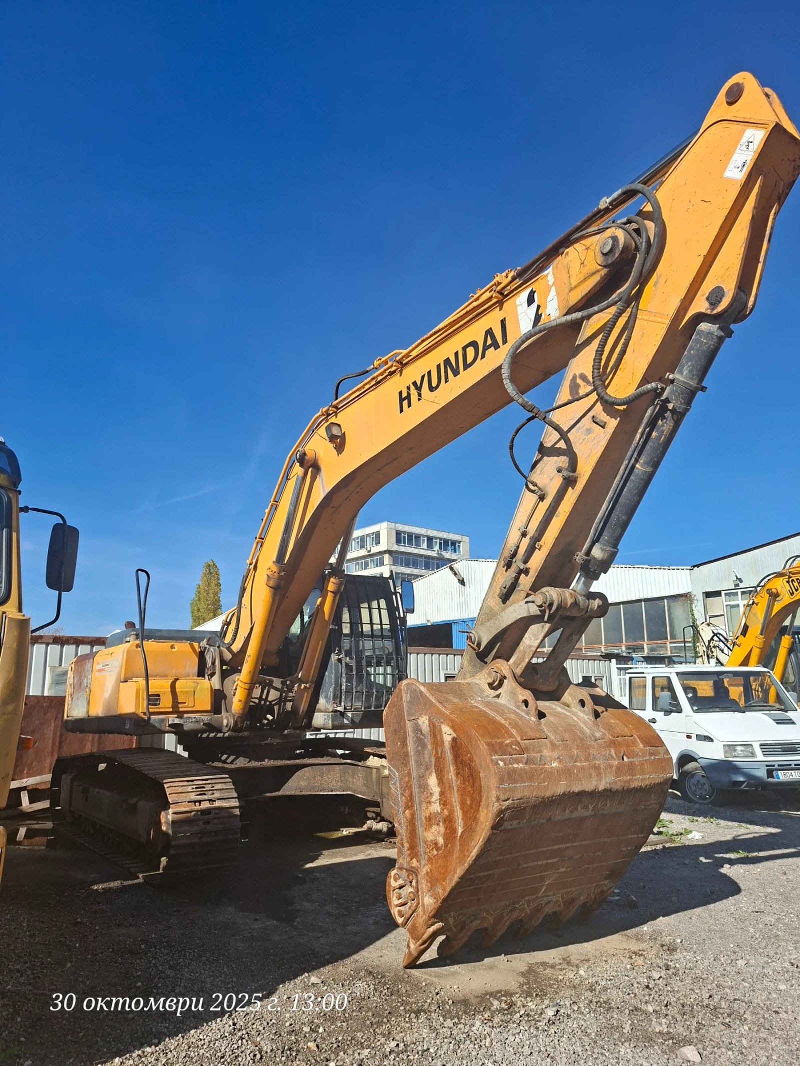  Hyundai 320 LC-7A | Mobile.bg   1