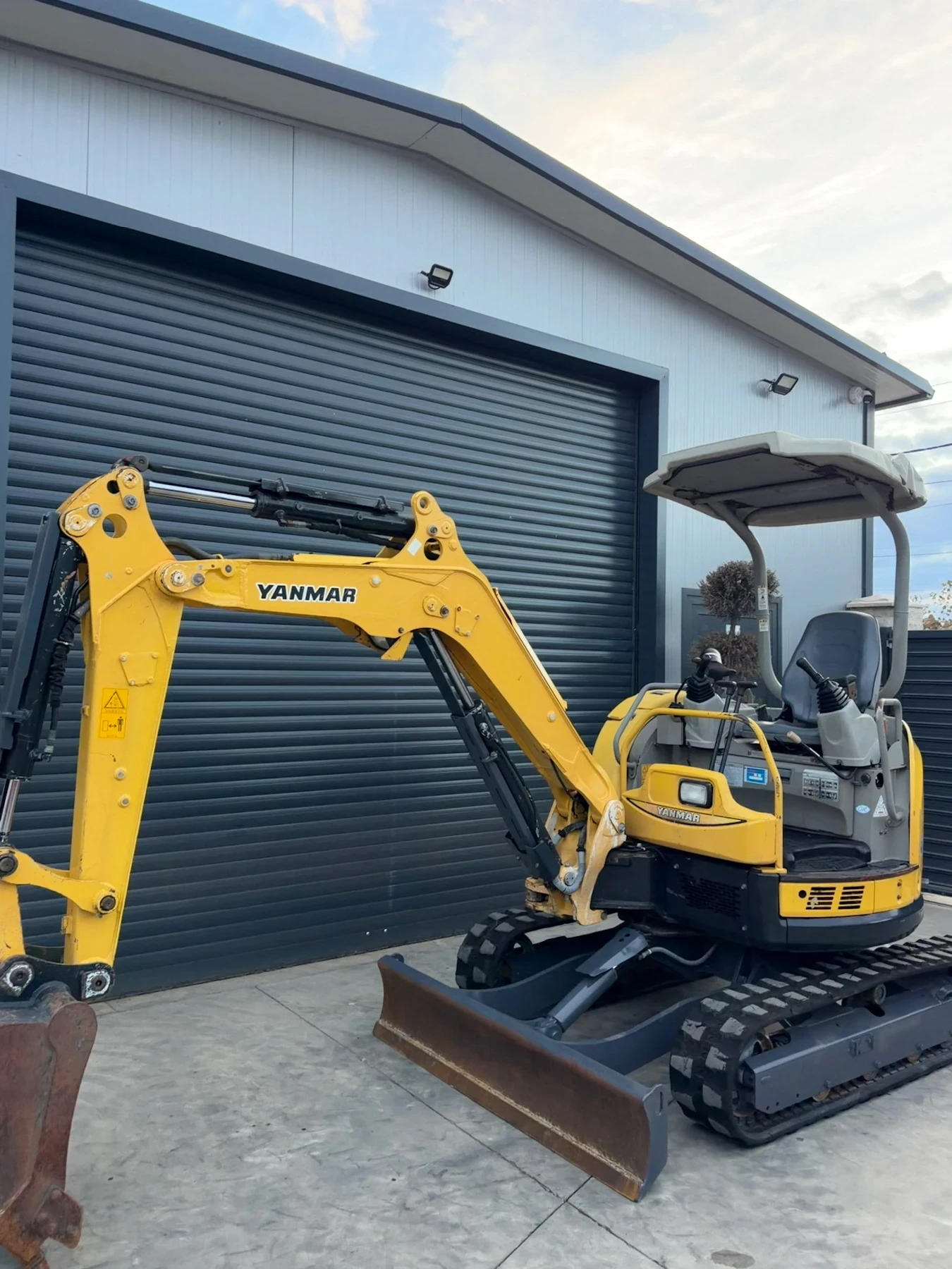 ����� Yanmar ViO27 2.7� | Mobile.bg � ����������� 2