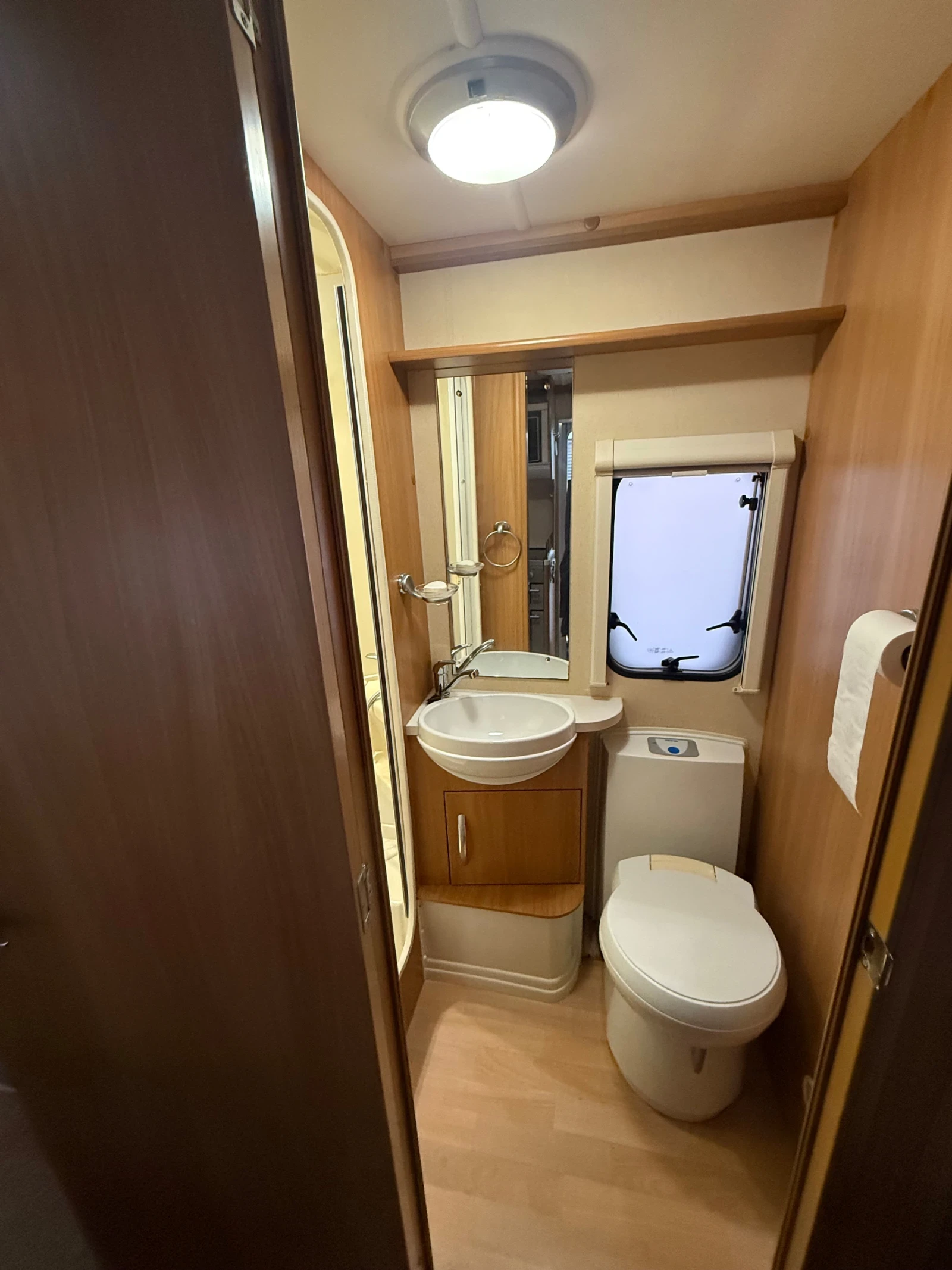 �������� Tabbert ��� JUBILEE-5������/��� ������/�������/MOVER/FULL | Mobile.bg � ����������� 12