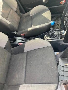 Peugeot 207 1.4 на части, снимка 4