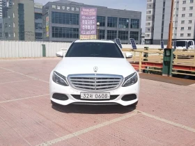 Mercedes-Benz C 220 4MATIC, снимка 2