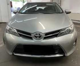Toyota Auris 1.6i* ПЪЛНА СЕРВИЗНА ИСТОРИЯ В TOYOTA   , снимка 2