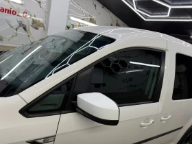 VW Caddy 2.0 TDI, снимка 15