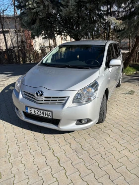 Toyota Verso 2.0 d4d 126кс. Много добро състояние - 5800 € / 11343.81 лв. - 96589900 3