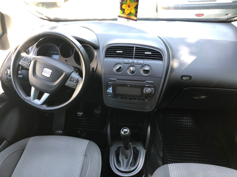 Seat Altea XL 1.9 TDI FaceLift, снимка 7 - Автомобили и джипове - 45641964