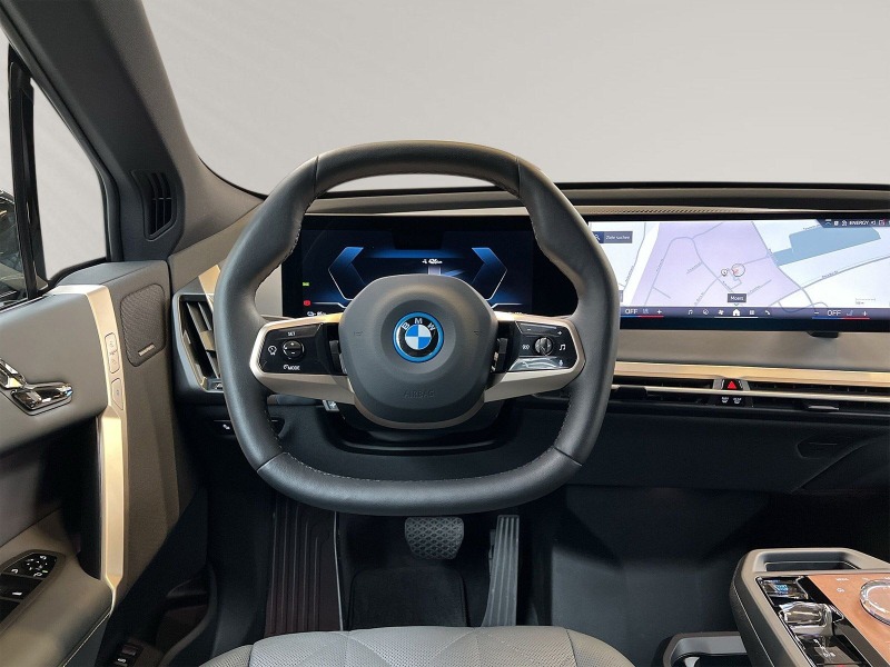 BMW iX xDrive50 = Sport Package= Гаранция, снимка 6 - Автомобили и джипове - 46431629