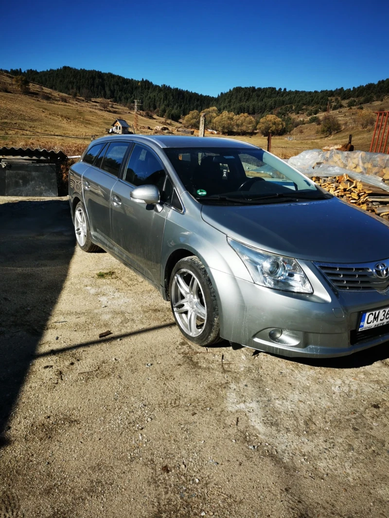 Toyota Avensis 2.2D4-D , снимка 13 - Автомобили и джипове - 47808340