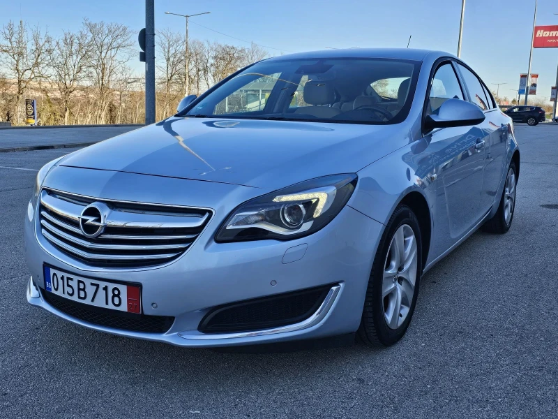 Opel Insignia Фейслифт, Хечбег, снимка 3 - Автомобили и джипове - 48092042