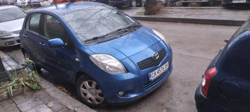 Toyota Yaris 1.3 i , снимка 1 - Автомобили и джипове - 48173239