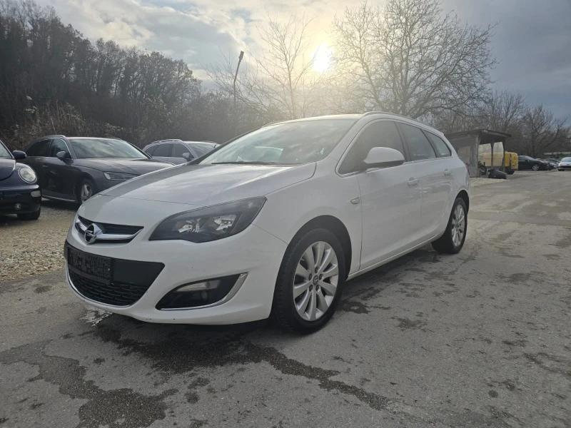 Opel Astra 1.6CDTI - 110к.с. Cosmo, снимка 1 - Автомобили и джипове - 48309867