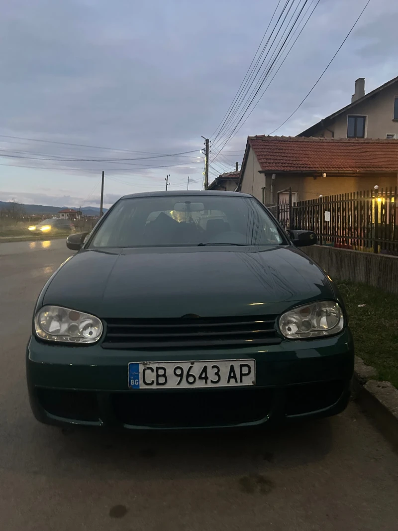 VW Golf 1.8Т AGU, снимка 1 - Автомобили и джипове - 49588125